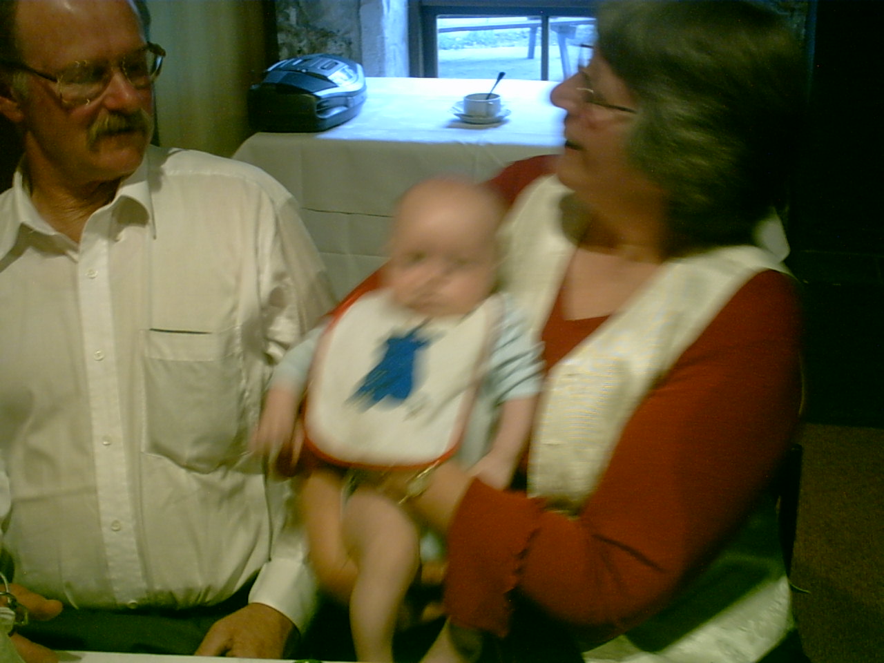 Kiesanowski and Kerdemelidis wedding trip/4_Breakfast/IMG00011.JPG